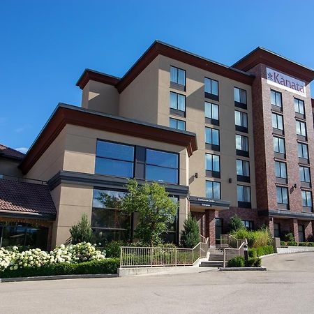Hotel Kelowna & Conference Centre Εξωτερικό φωτογραφία
