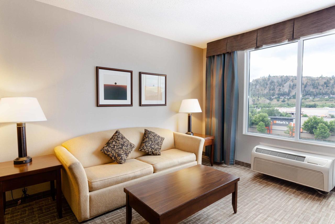 Hotel Kelowna & Conference Centre Εξωτερικό φωτογραφία